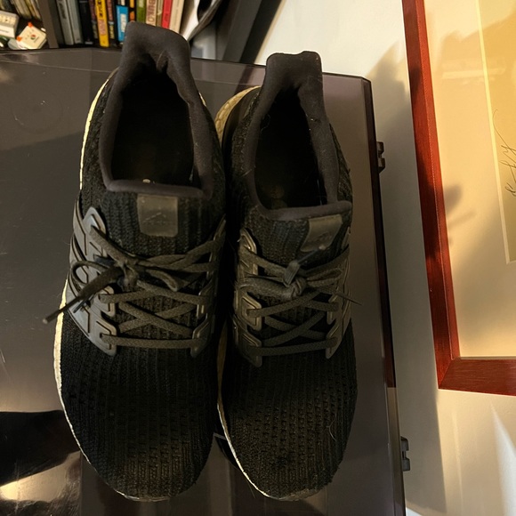 Adidas ultraboost black men’s size 11 - Picture 2 of 6